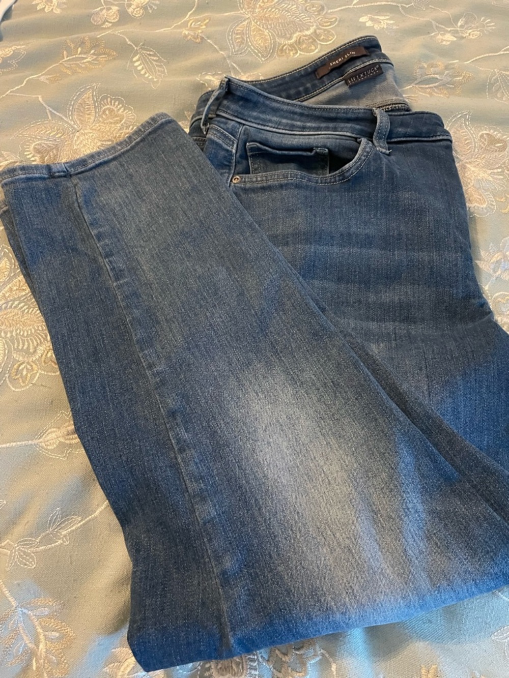 NYDJ Sheri Slim Jeans in blue denim - Picture 2 of 12